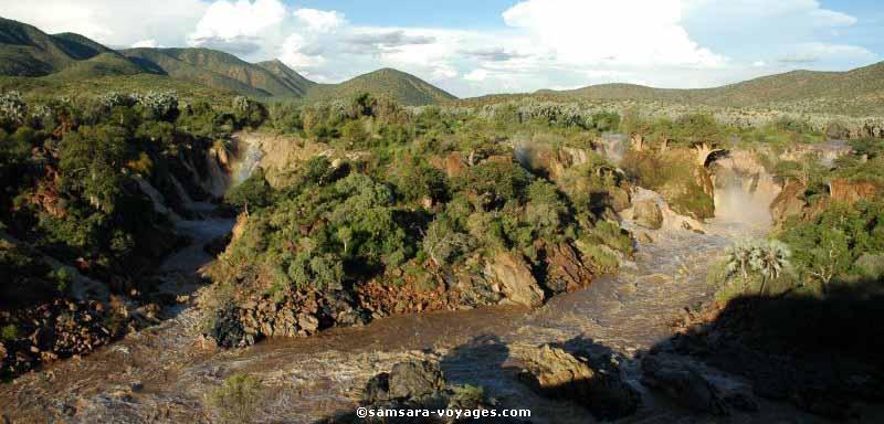 Les Chutes d'Epupa en avril